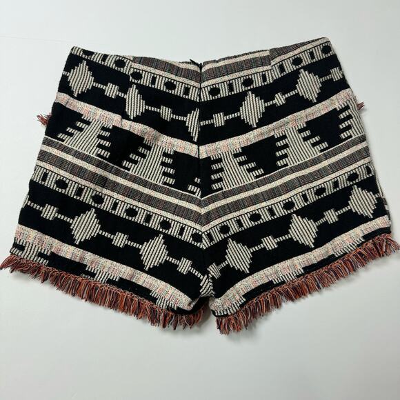 Molly Bracken Aztec Printed High Waist Short Size Small - Picture 2 of 6
